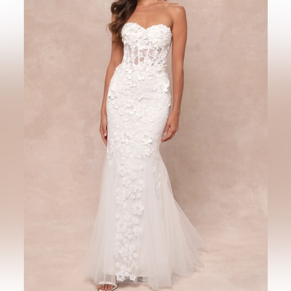 Lulus Adoring Bliss White Tulle Strapless Lace-Up Mermaid Maxi Dress‎ size L NWT - Picture 1 of 16